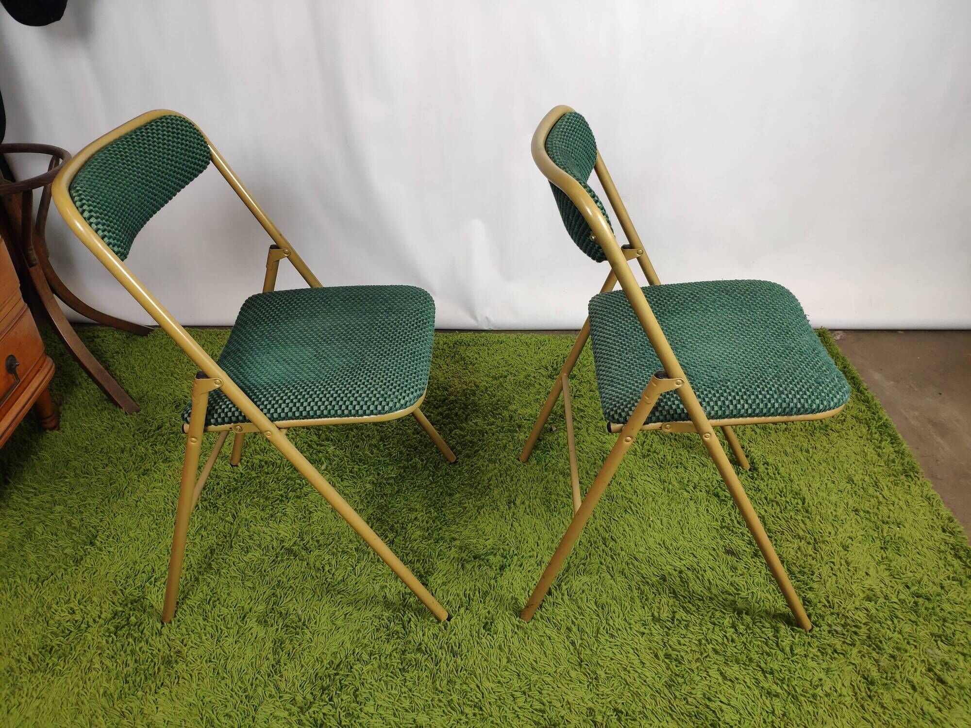 Lot of 4 folding chairs striped fabrics and green metal year 60