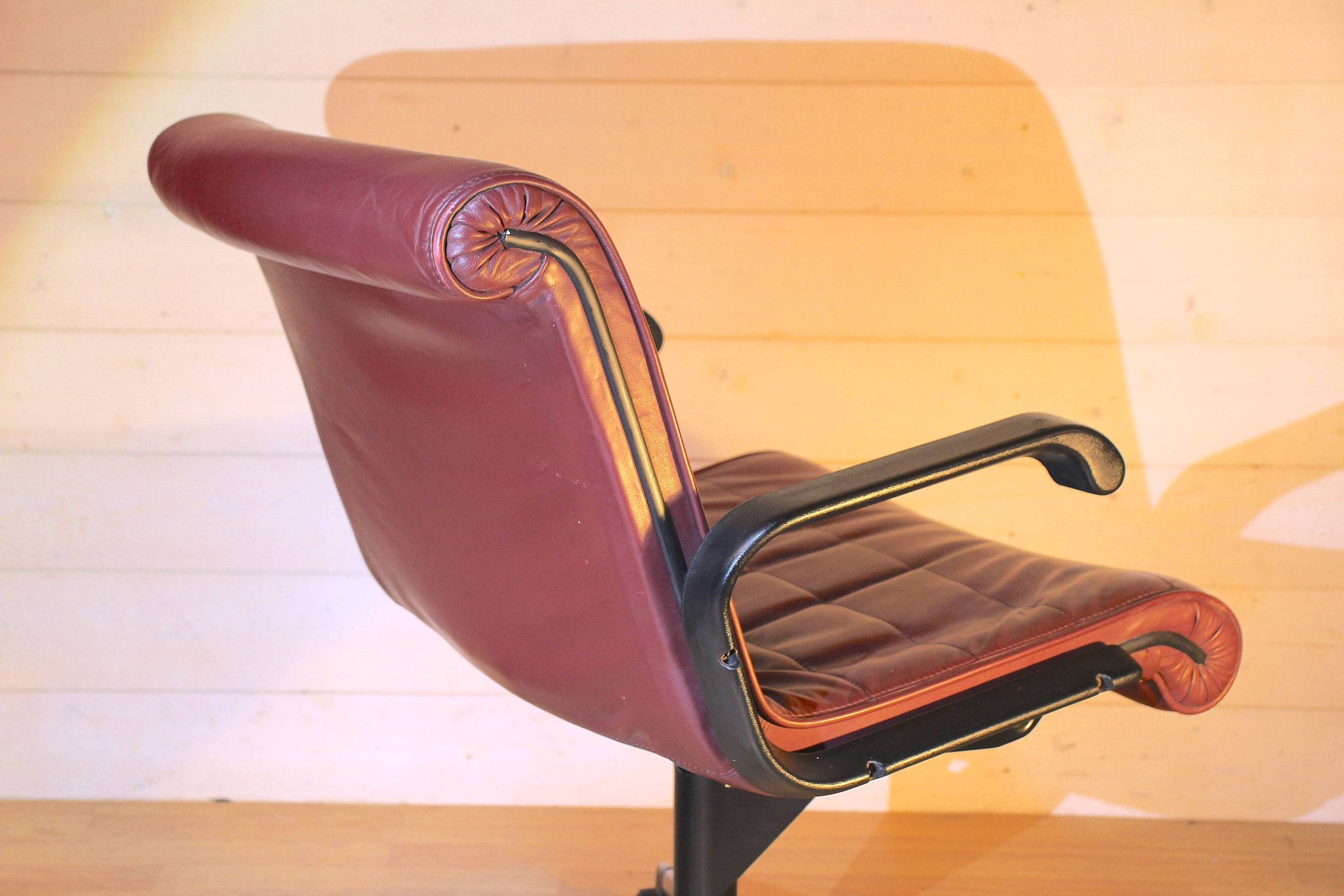 Paire de fauteuil cuir Par Richard Sapper pour Knoll