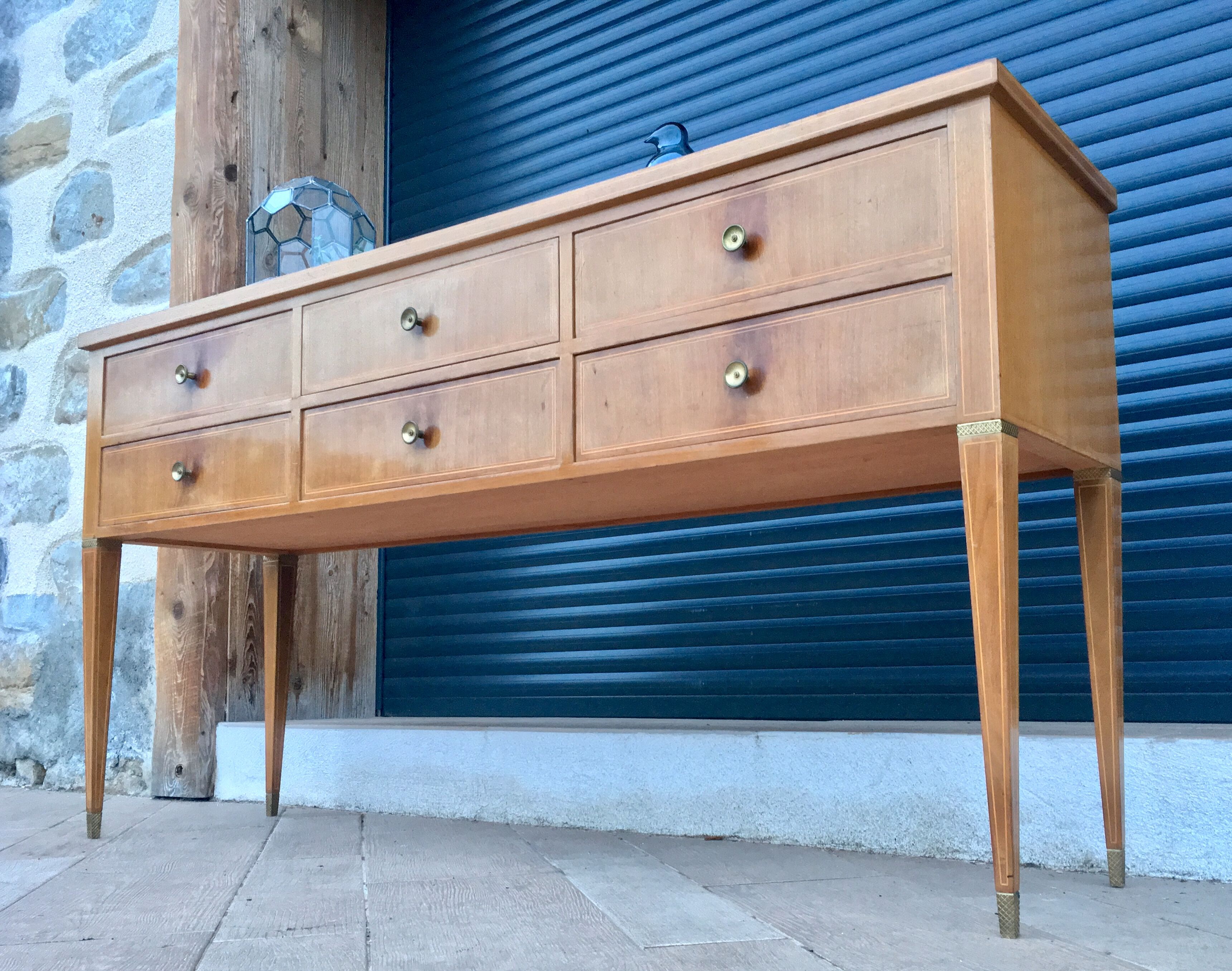 Console, regency thread