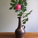 Marsh sandstone vase with handle