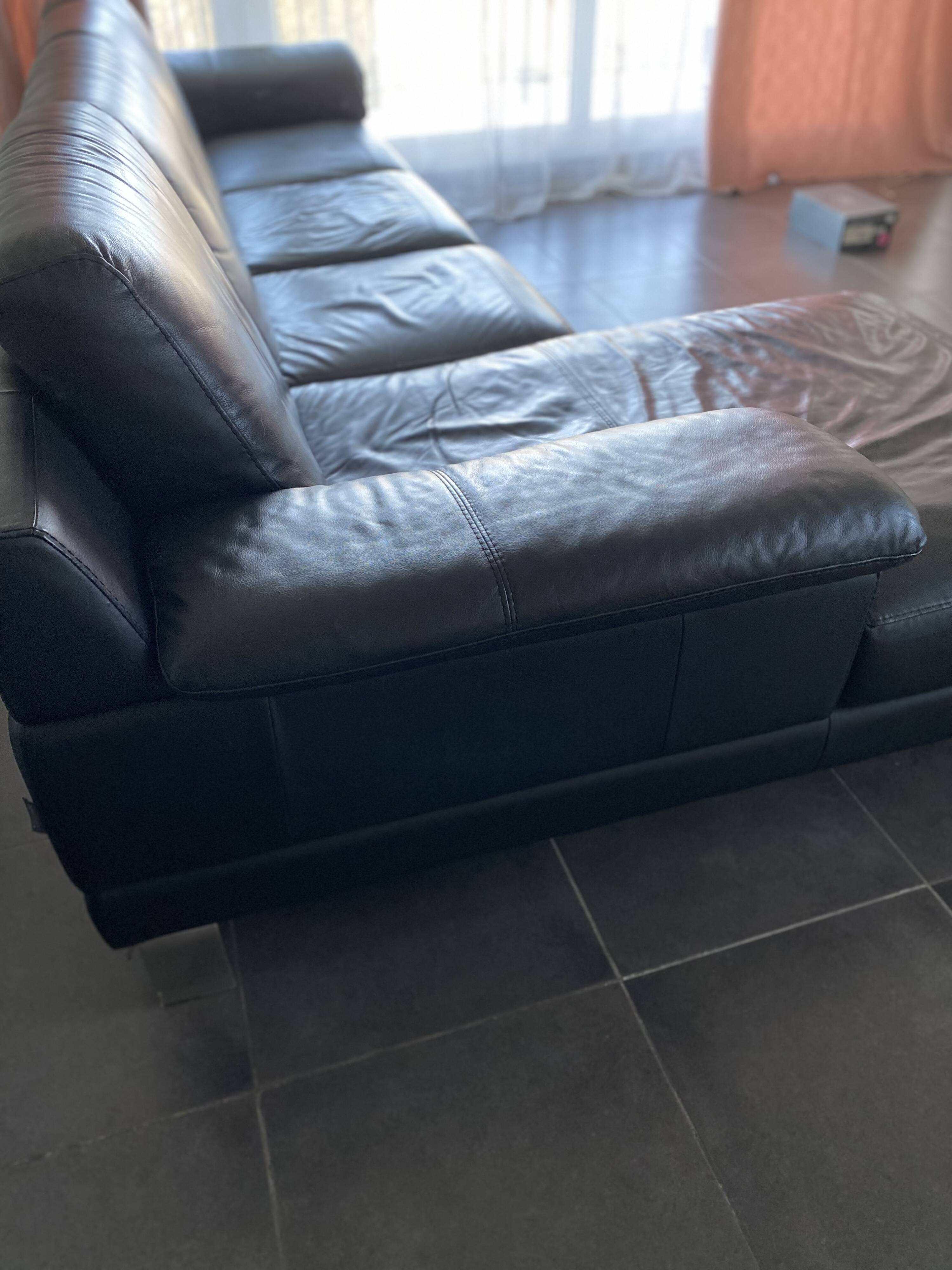 Leather corner sofa