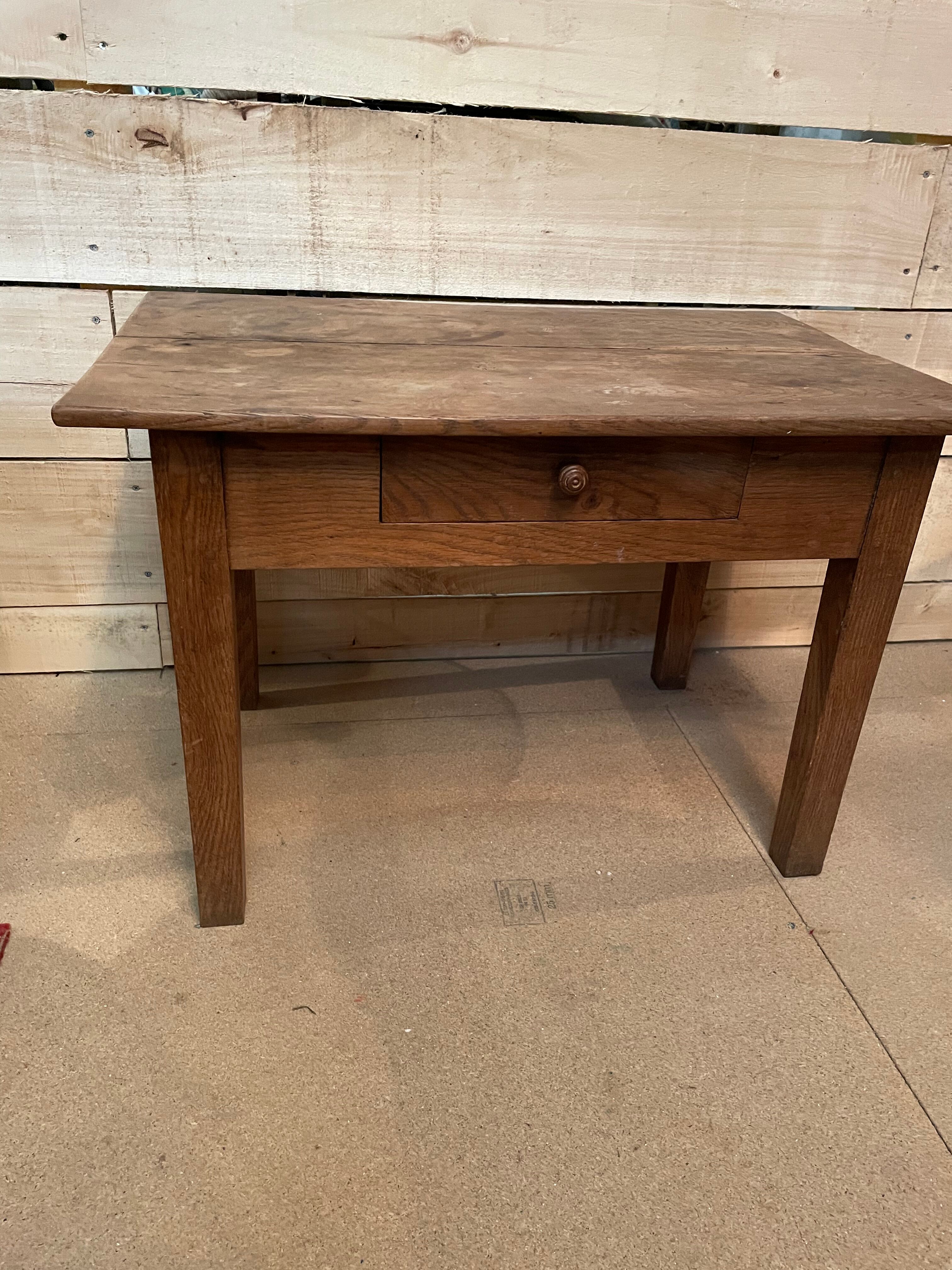 Vintage wood coffee table year 40/50