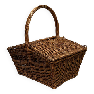 Rattan basket for picnic from 1970
