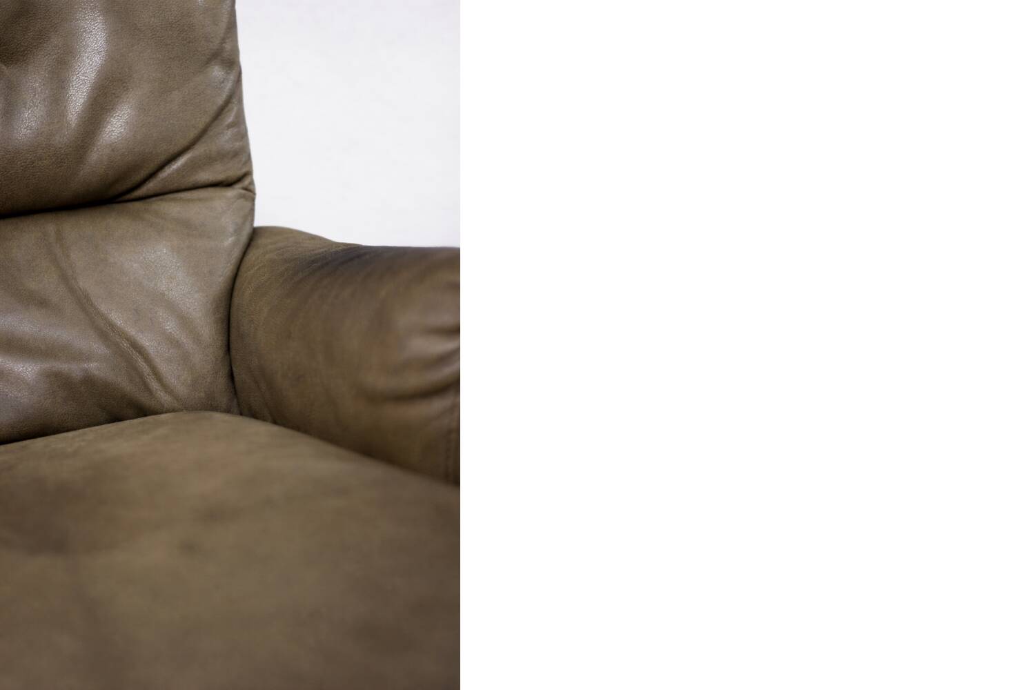 Vintage Mid-Century German Modern Leather Lounge Swivel Chair, 1960s