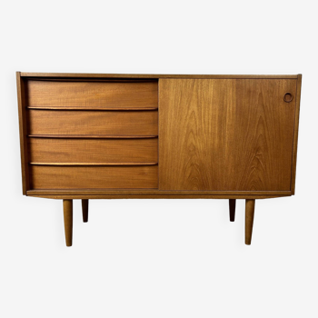 Mid-length Scandinavian vintage teak sideboard, 1960s