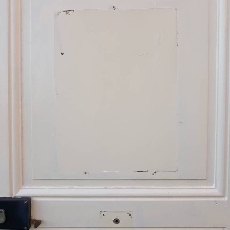 Communication door H219.5xL80cm, old panelled and moulded.