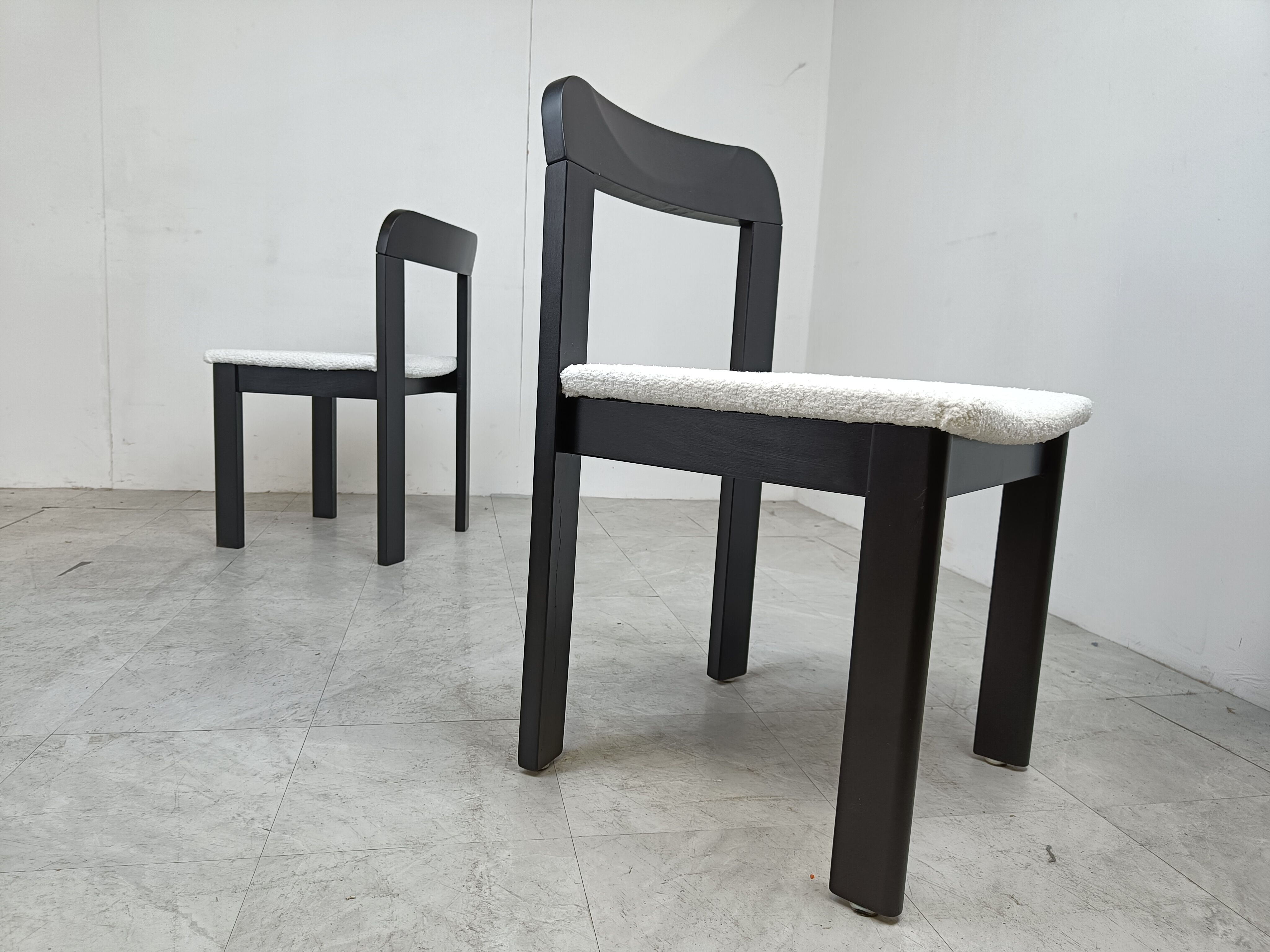 Set of 10 vintage dining chairs 1970s