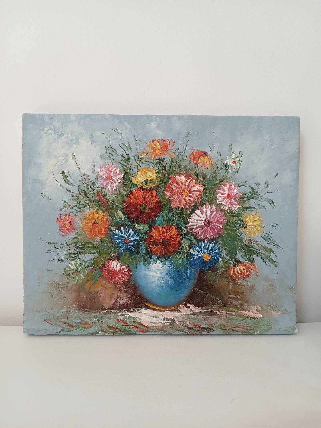 Small painting, bouquet of flowers, blue background