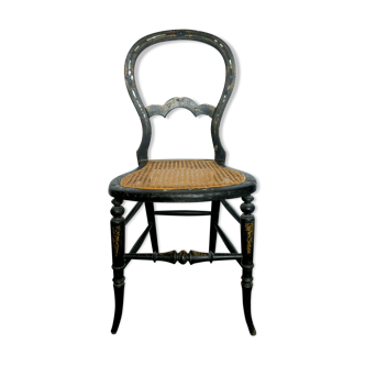 Chaise cannée Napoléon III en bois noirci et nacre