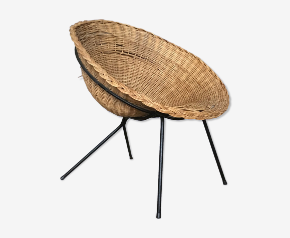 Fauteuil corbeille en rotin piétement métallique vintage 1960