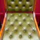 Suite de 6 chaises anglaise Cherterfield en cuir vert