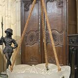 Suspension in white Art Deco period glass in the taste of Lalique