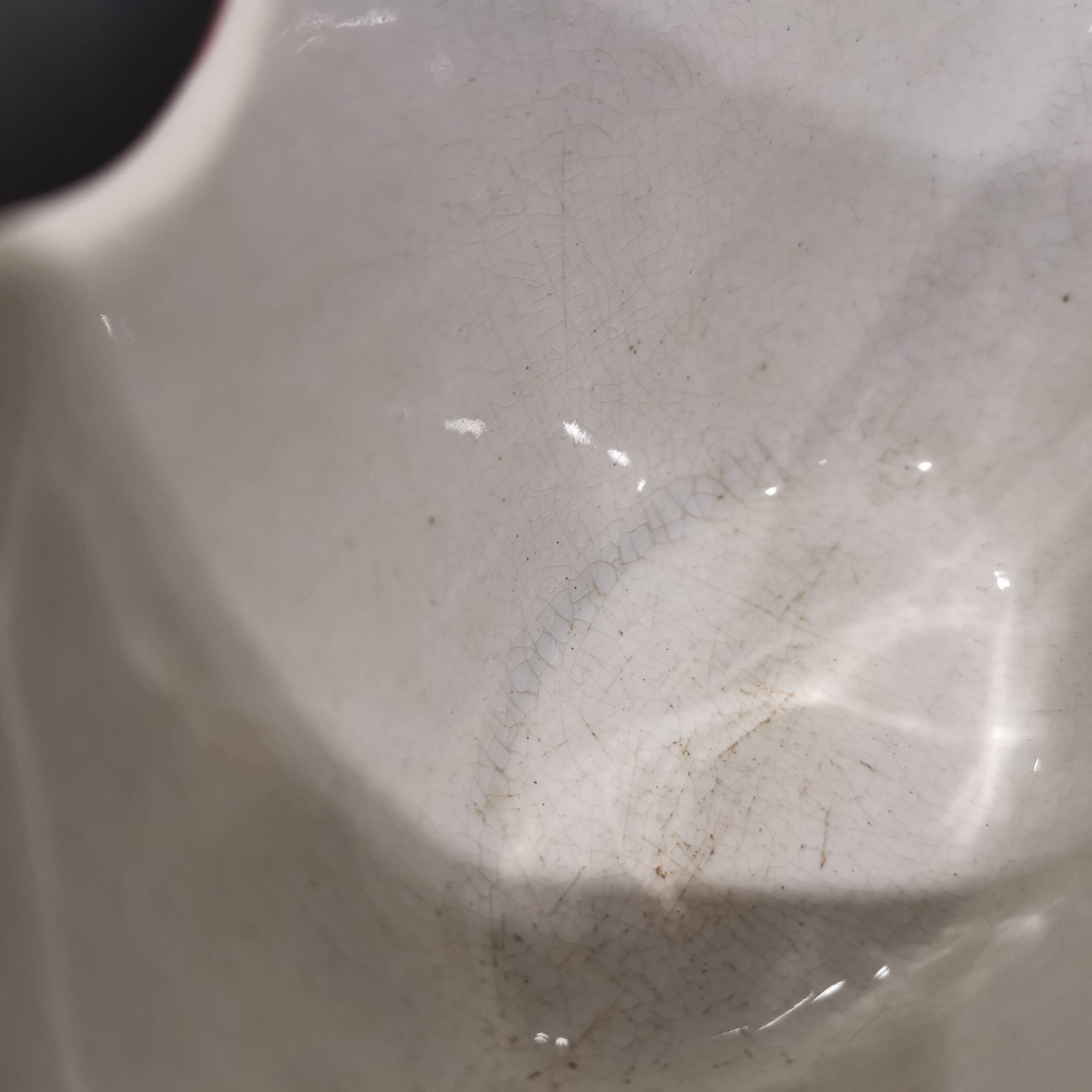 Iron earth gravy boat Moulin des Loups and Hamage Nord, red mulberry