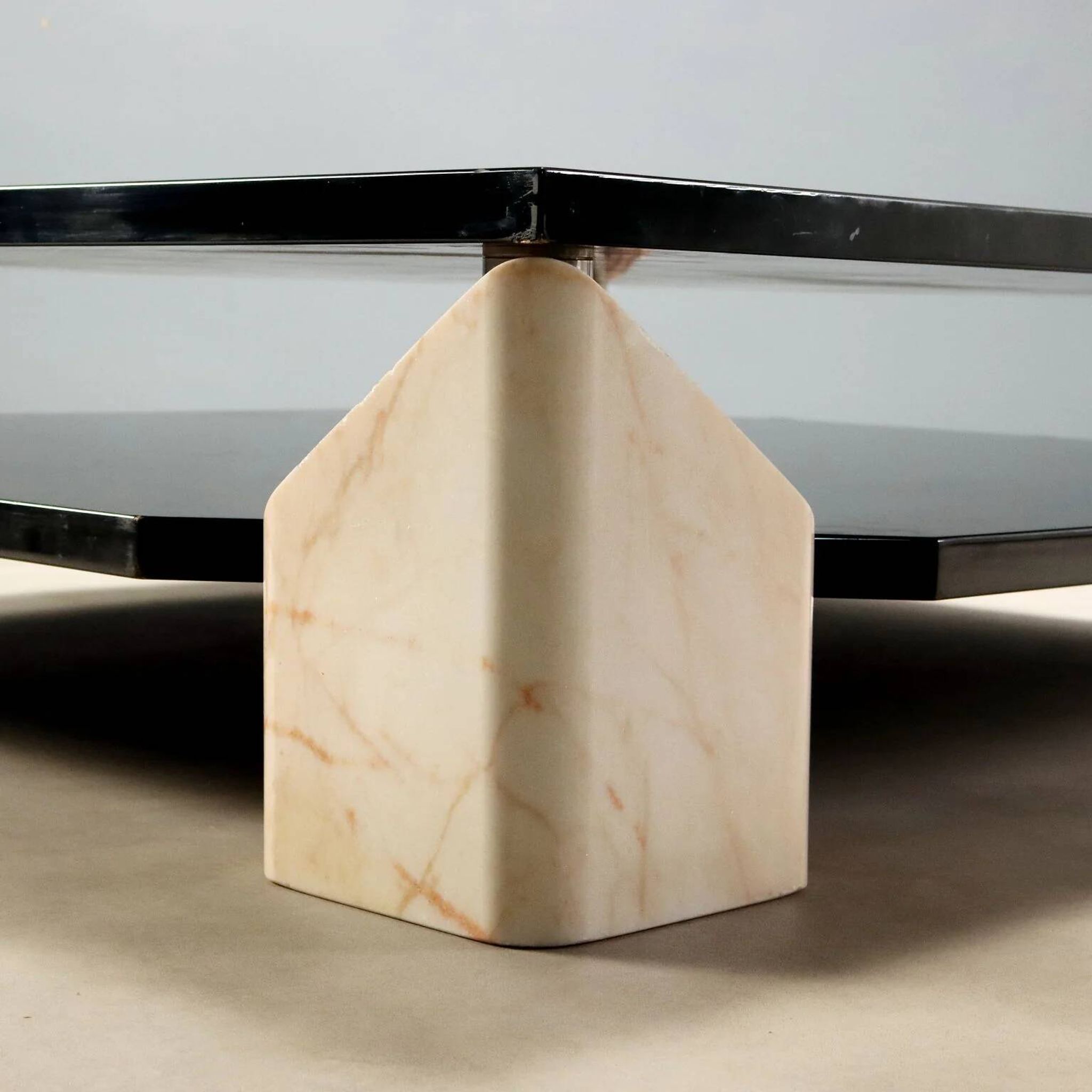 Vintage coffee table in pink marble and lacquered wood, 1970s design.