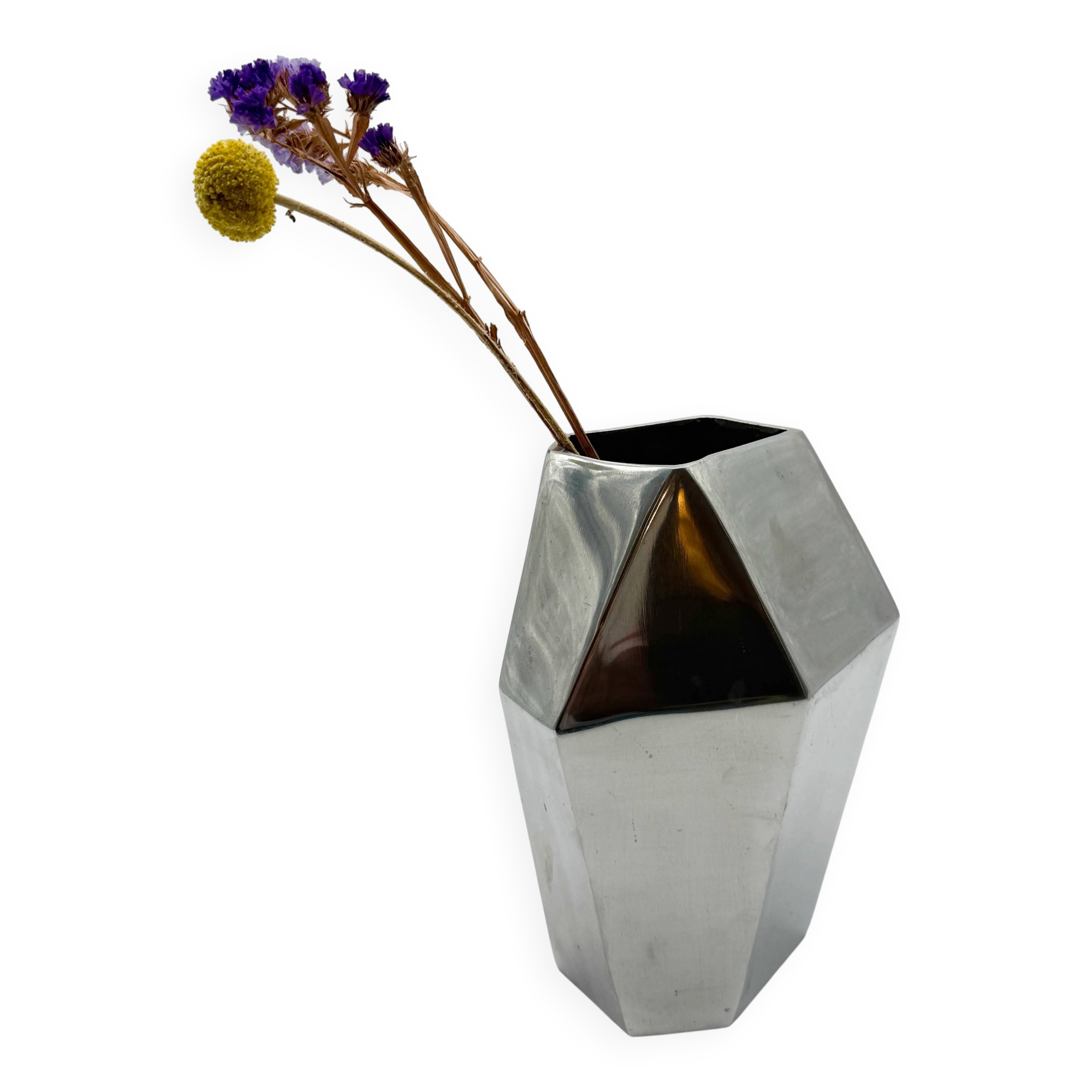 Vase "Prisme" en fonte d’aluminium, années 1980