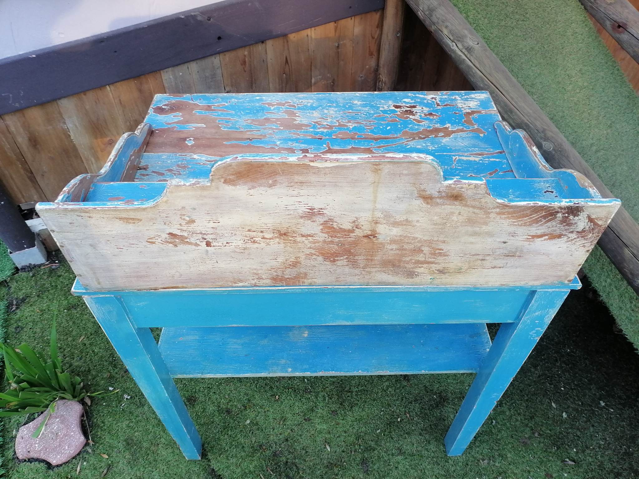 Toilet cabinet used in office