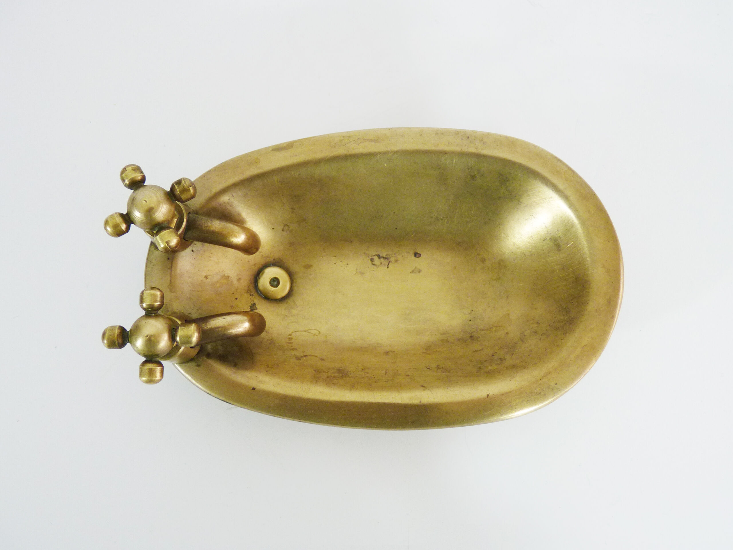 Soap holder or empty pocket vintage brass bathtub shaped. Year 60