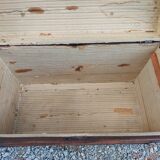 Storage trunk, trunk