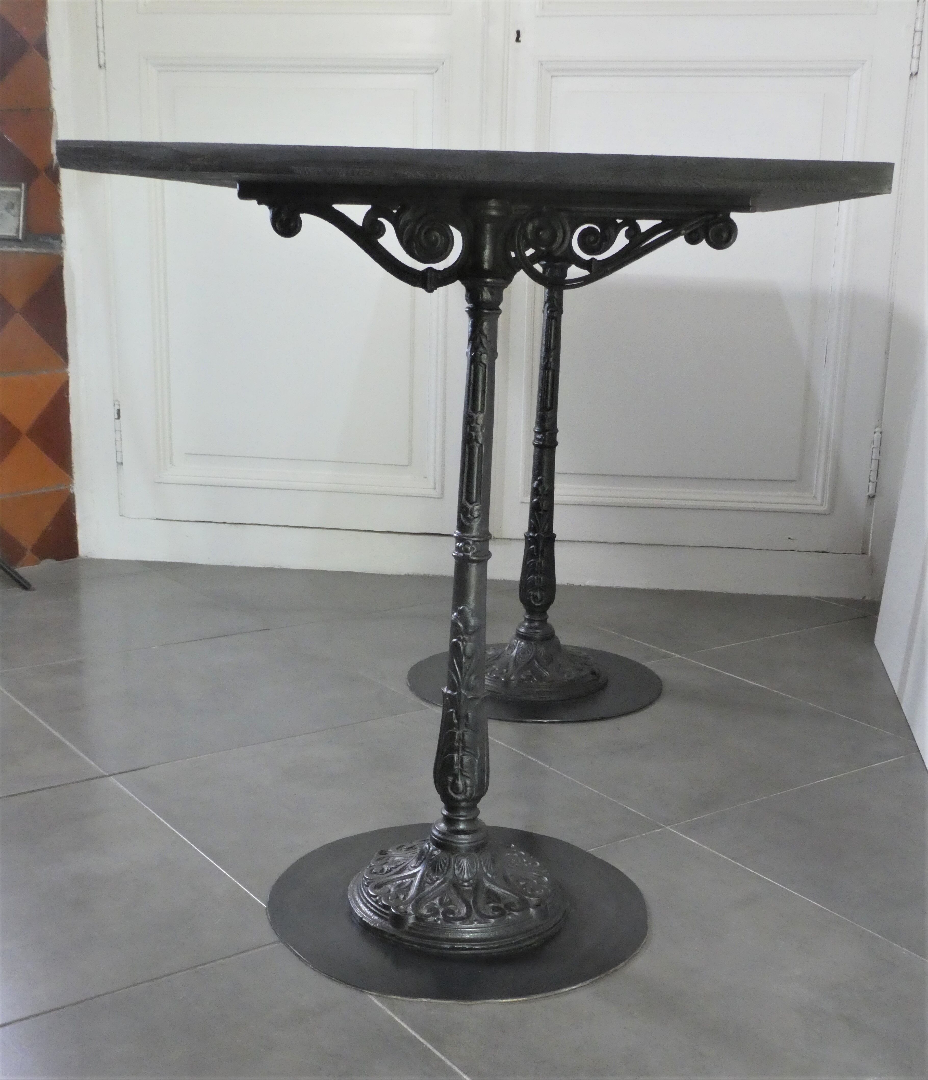 Table bistrot 1930