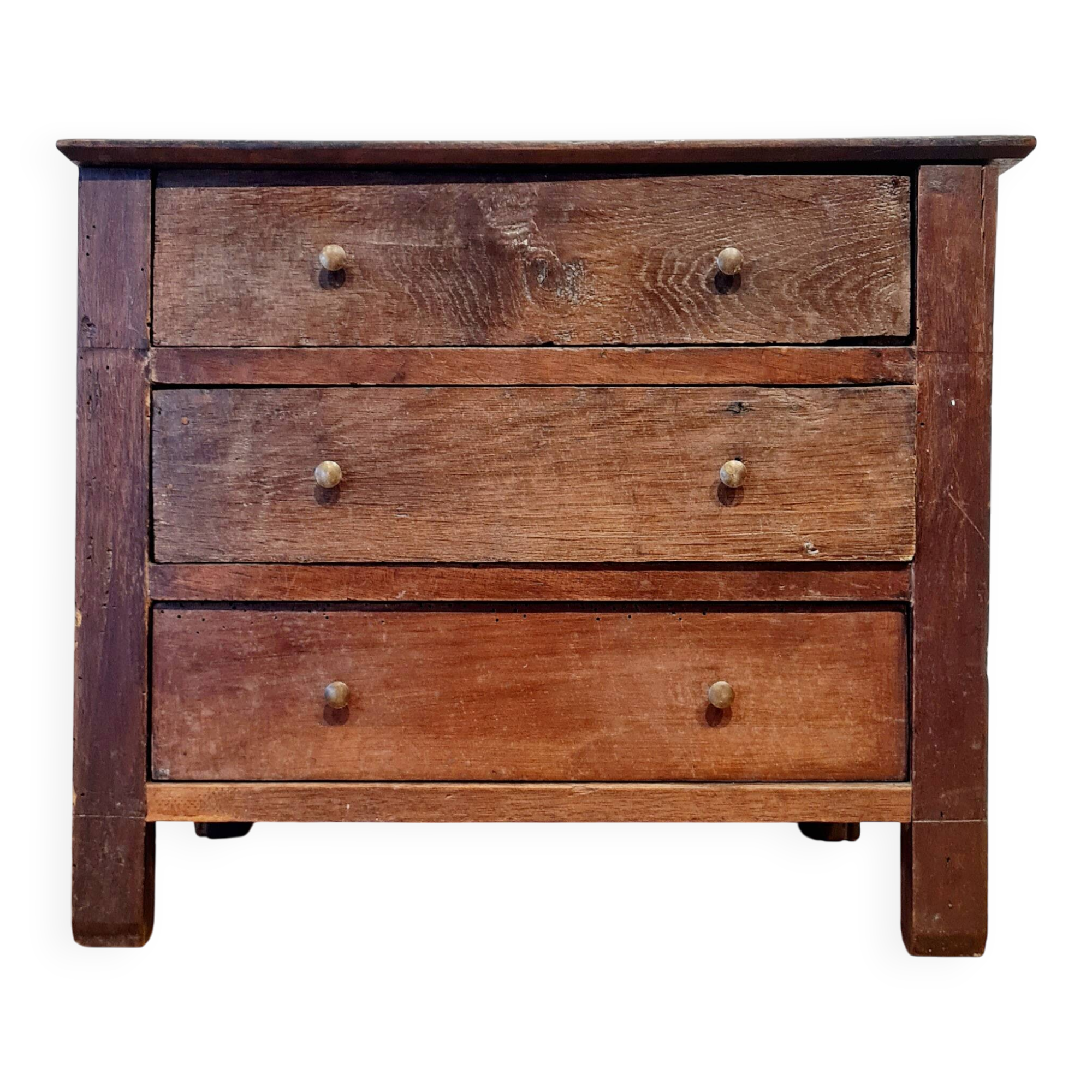 Small antique wooden workshop cabinet with 3 drawers