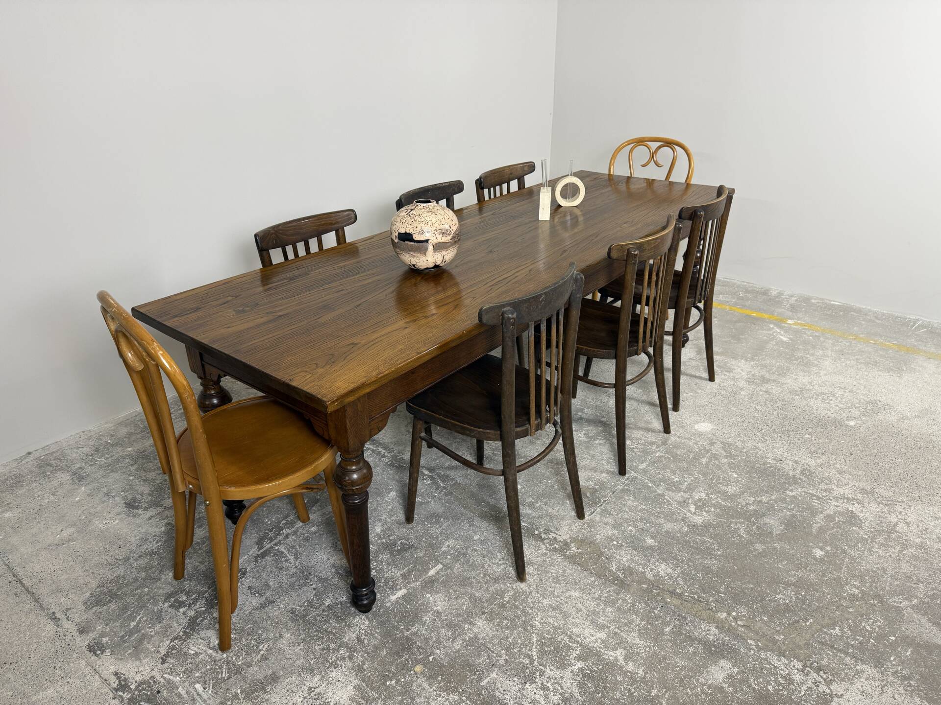 Grande table de ferme ancienne en chêne – 229 cm