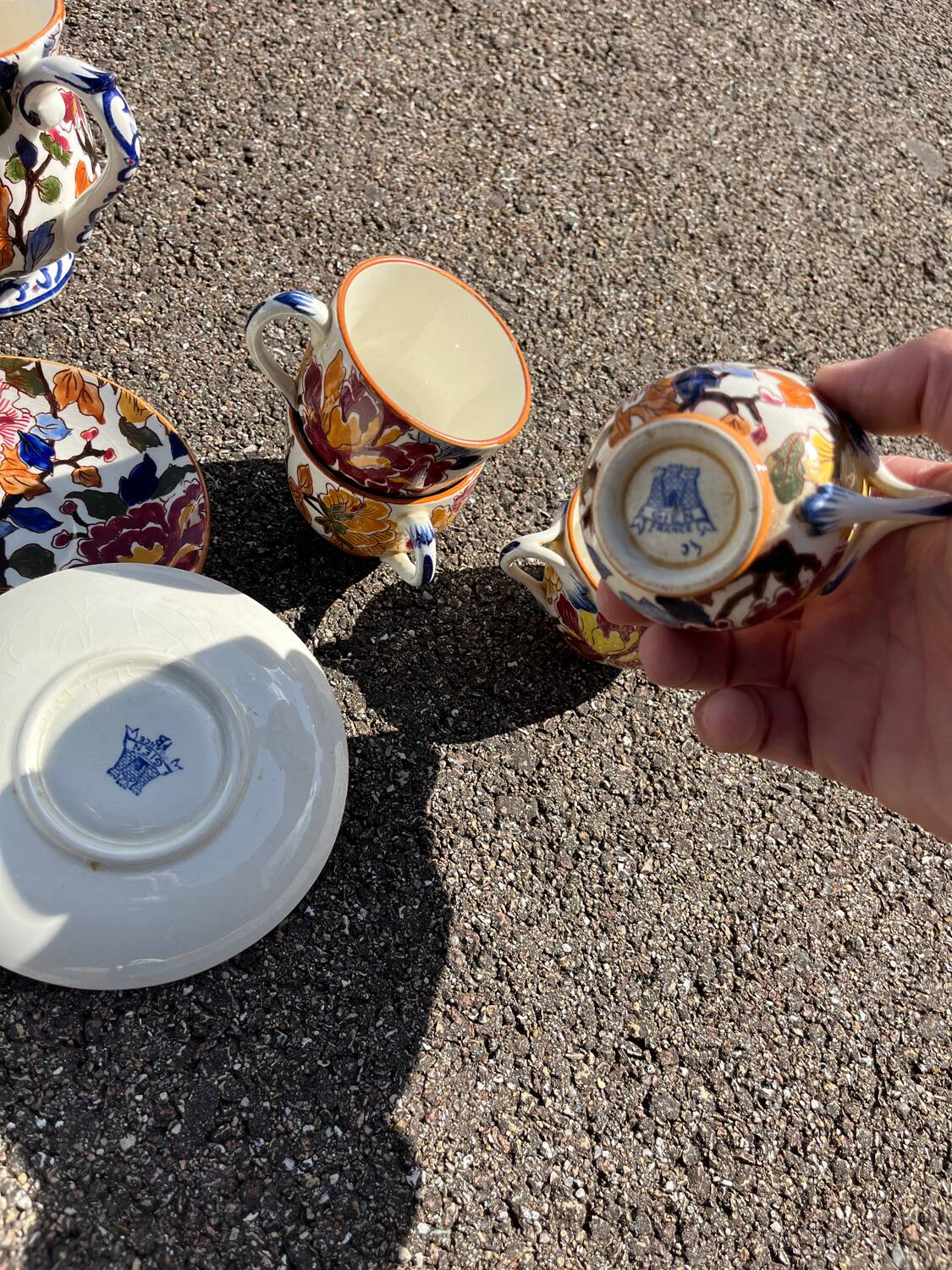 Set of 4 coffee cups and saucers + milk pitcher Gien earthenware peony decor