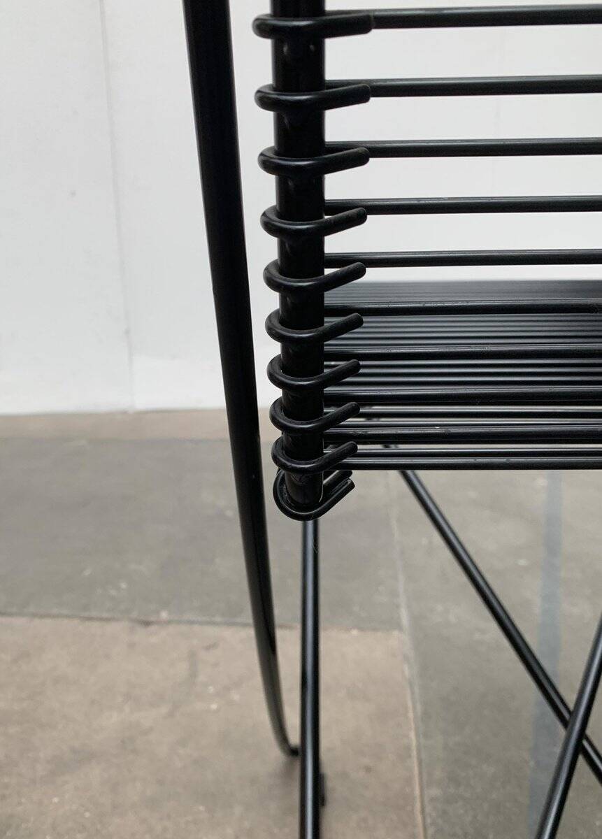 Set of black postmodern Kreuzschwinger chairs by Till Behrens for Schlubach, 1980s.