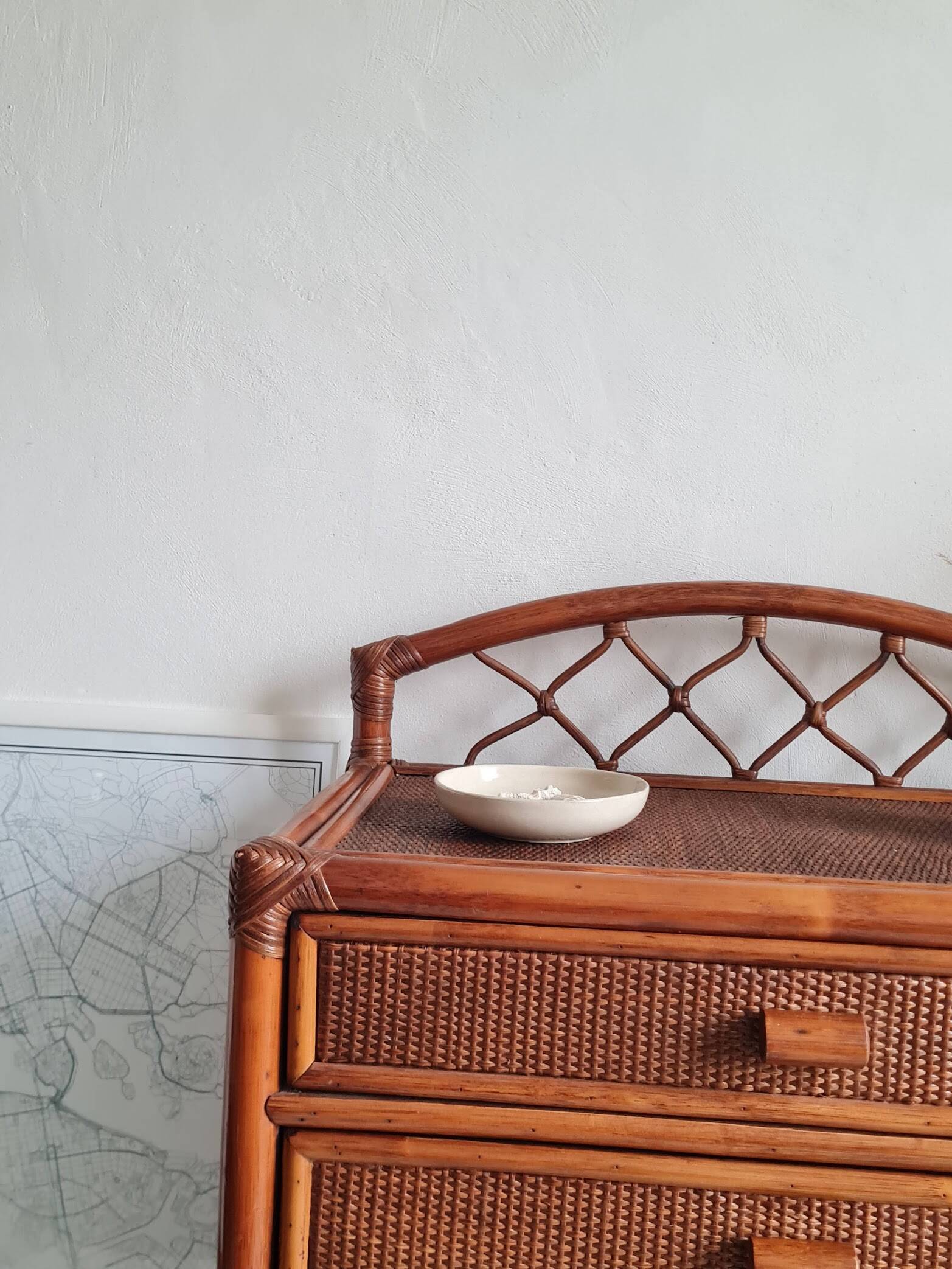 Rattan chest of drawers from the 1970s.