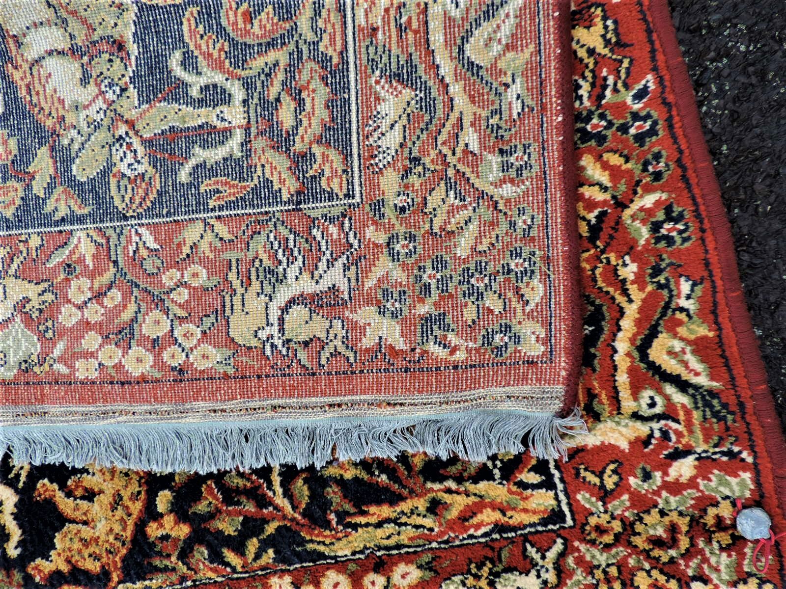 Tapis d'orient en laine fait main