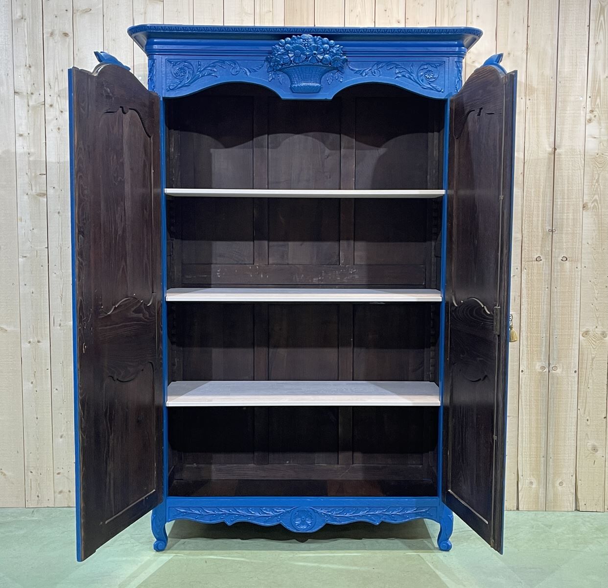 Armoire Normande Peinte / Ancienne armoire normande peinte et patinée French