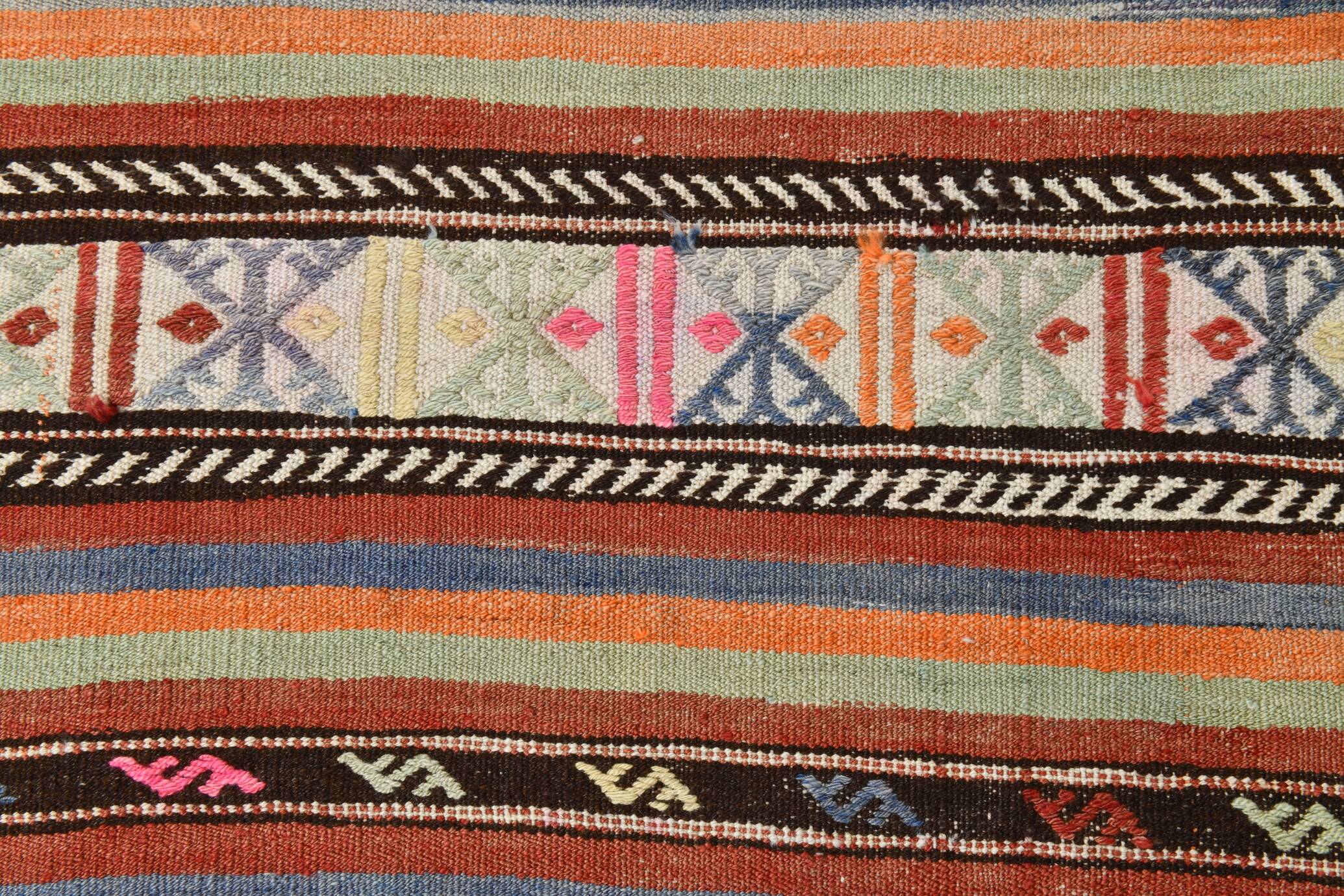 Tapis Kilim vintage turc en laine