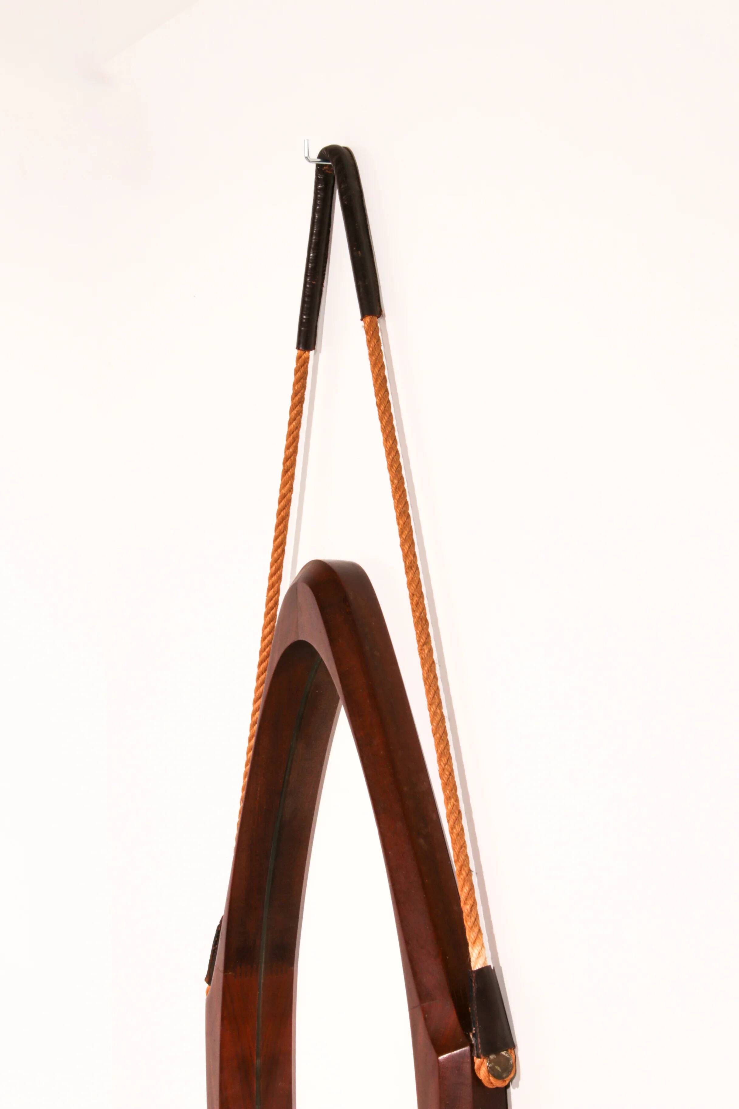 Mid-century Italian oval mirror in curved teak, rope and leather, 1960s