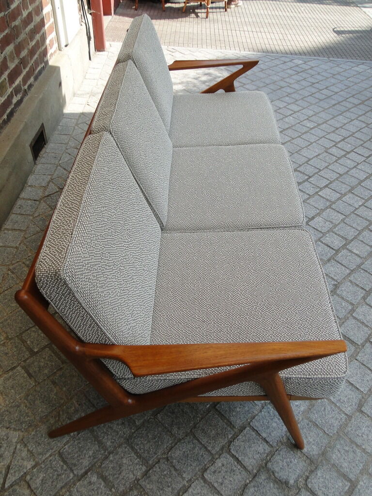 Scandinavian sofa 3 places
