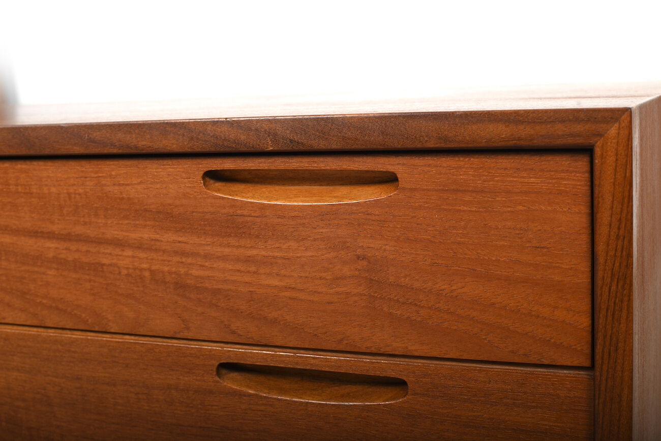 Vanity dresser in teak by Ib Kofod-Larsen 1960s