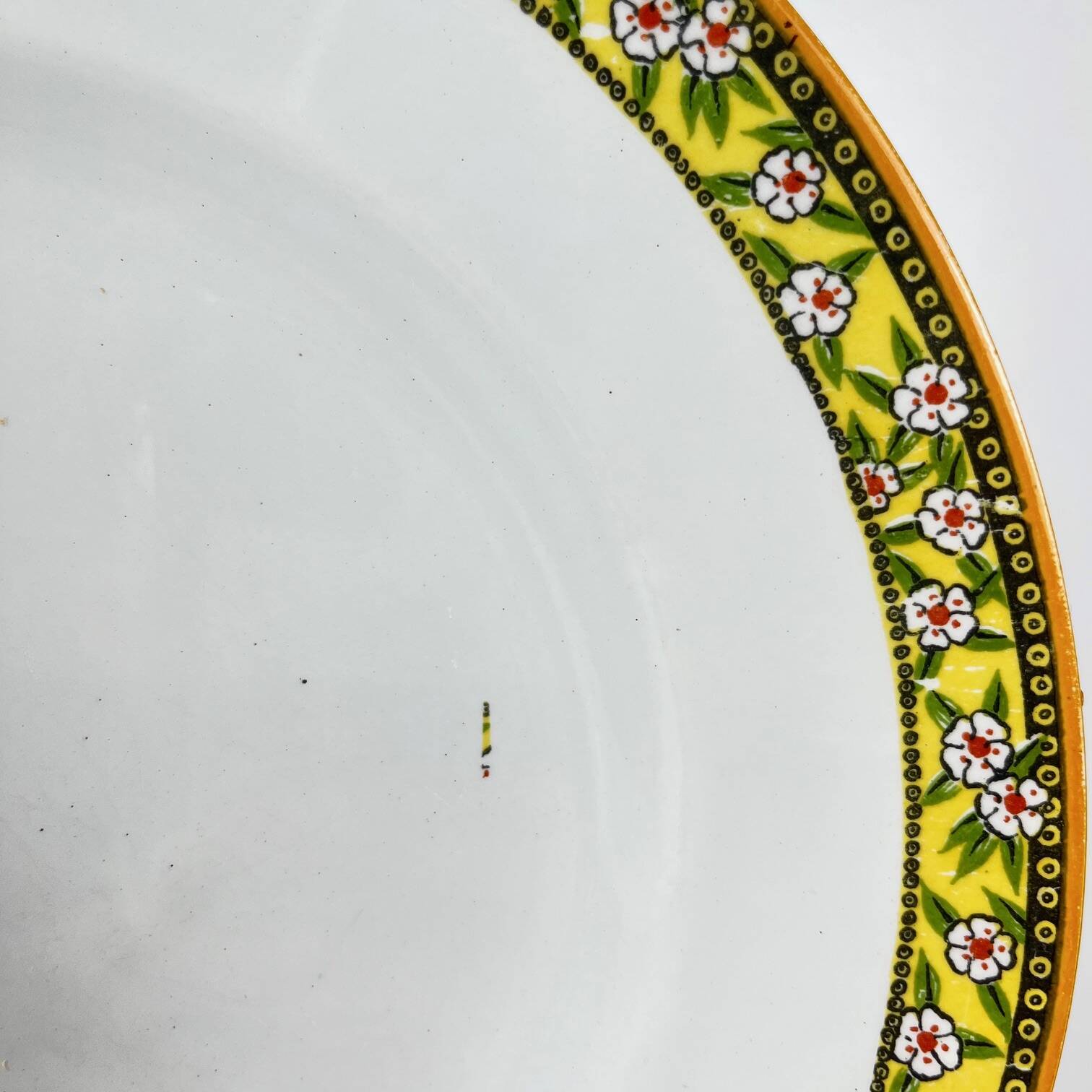 Set of 6 "Yvonne" iron earth plates, Orchies, early 20th century