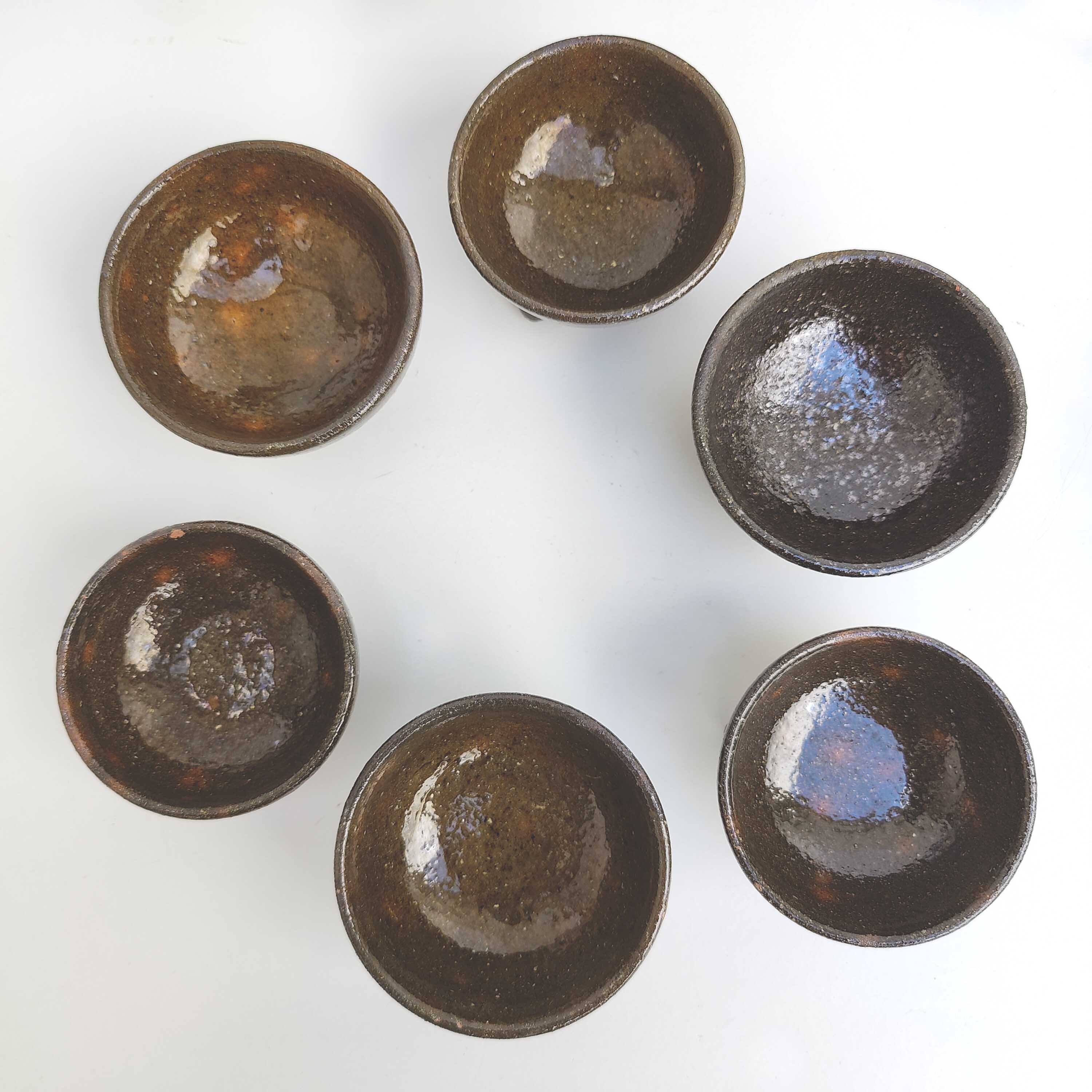 Lot 6 bols tripodes terre cuite forme anthropomorphe
