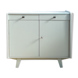 Chest of drawer