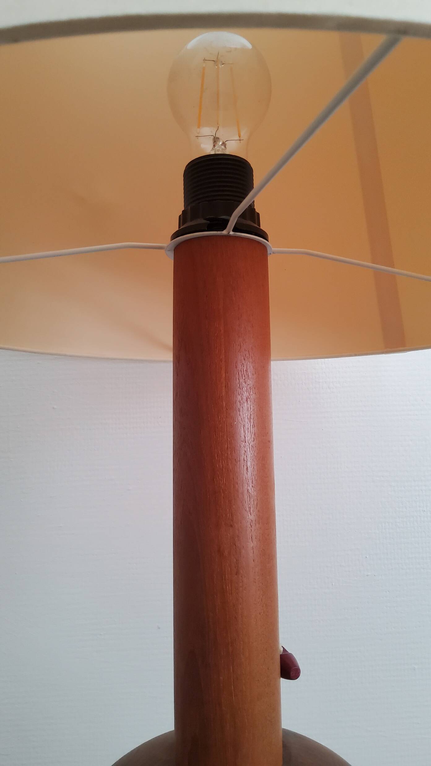 Lampe de table Scandinave en teck - 1960