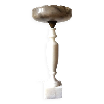 Lampe de table française Louis XVI en marbre