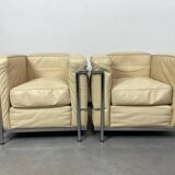 Fauteuils clubs en cuir blanc LC2 par Le Corbusier pour Cassina
