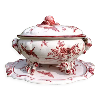 Centerpiece tureen with top