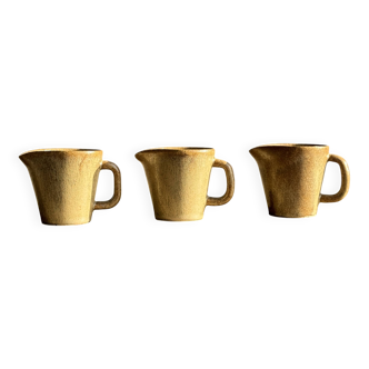 Set of 3 small jugs or milk pots in stoneware H8 D8.5