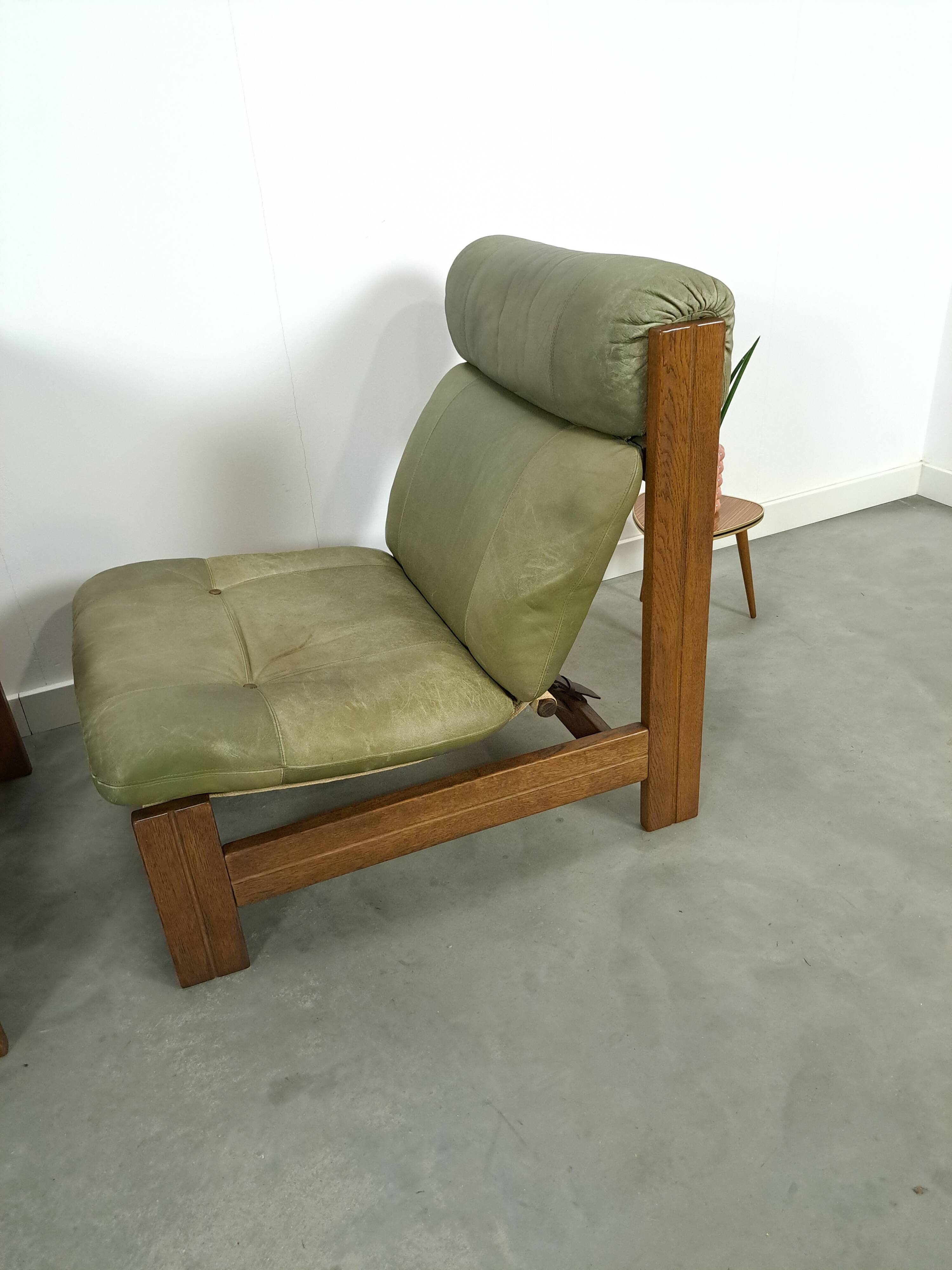 Green leather and oak wood armchair
