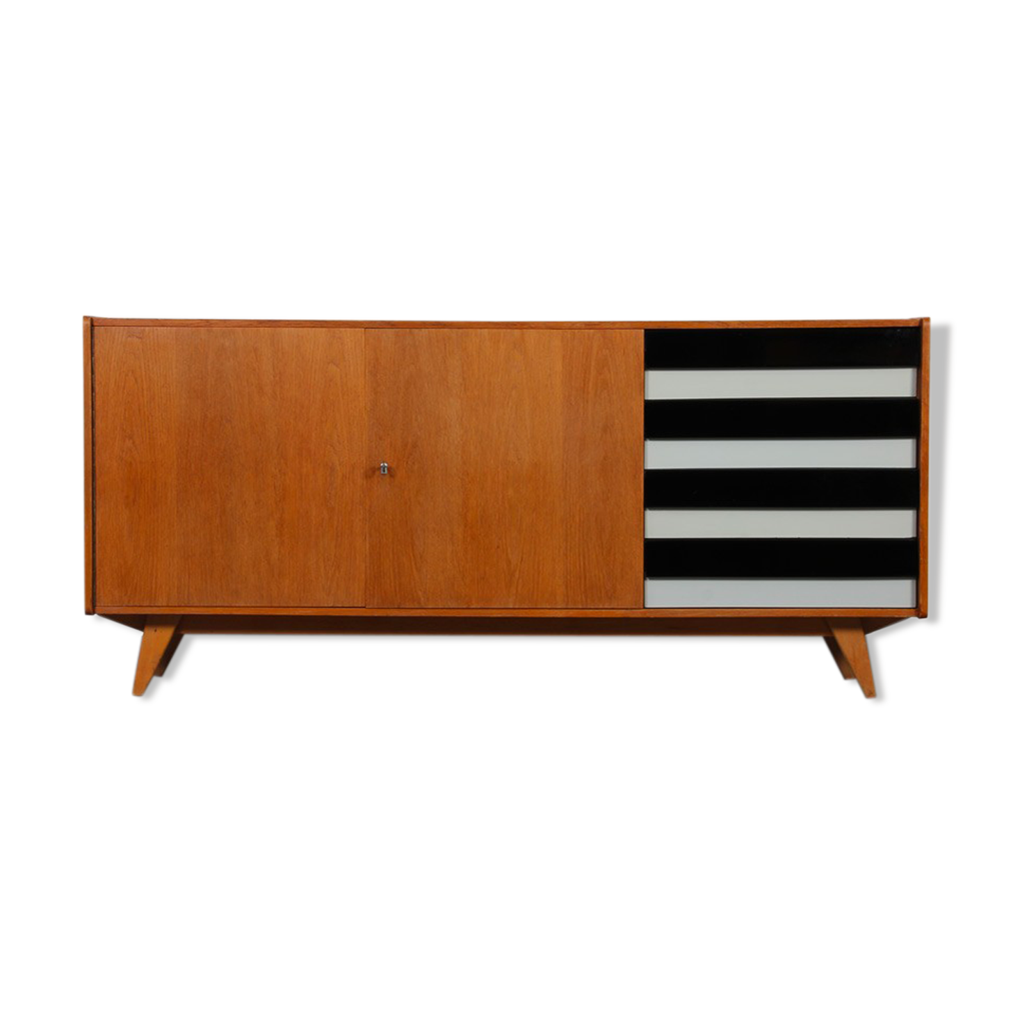 Oak row by Jiri Jiroutek, model U-460, 1960