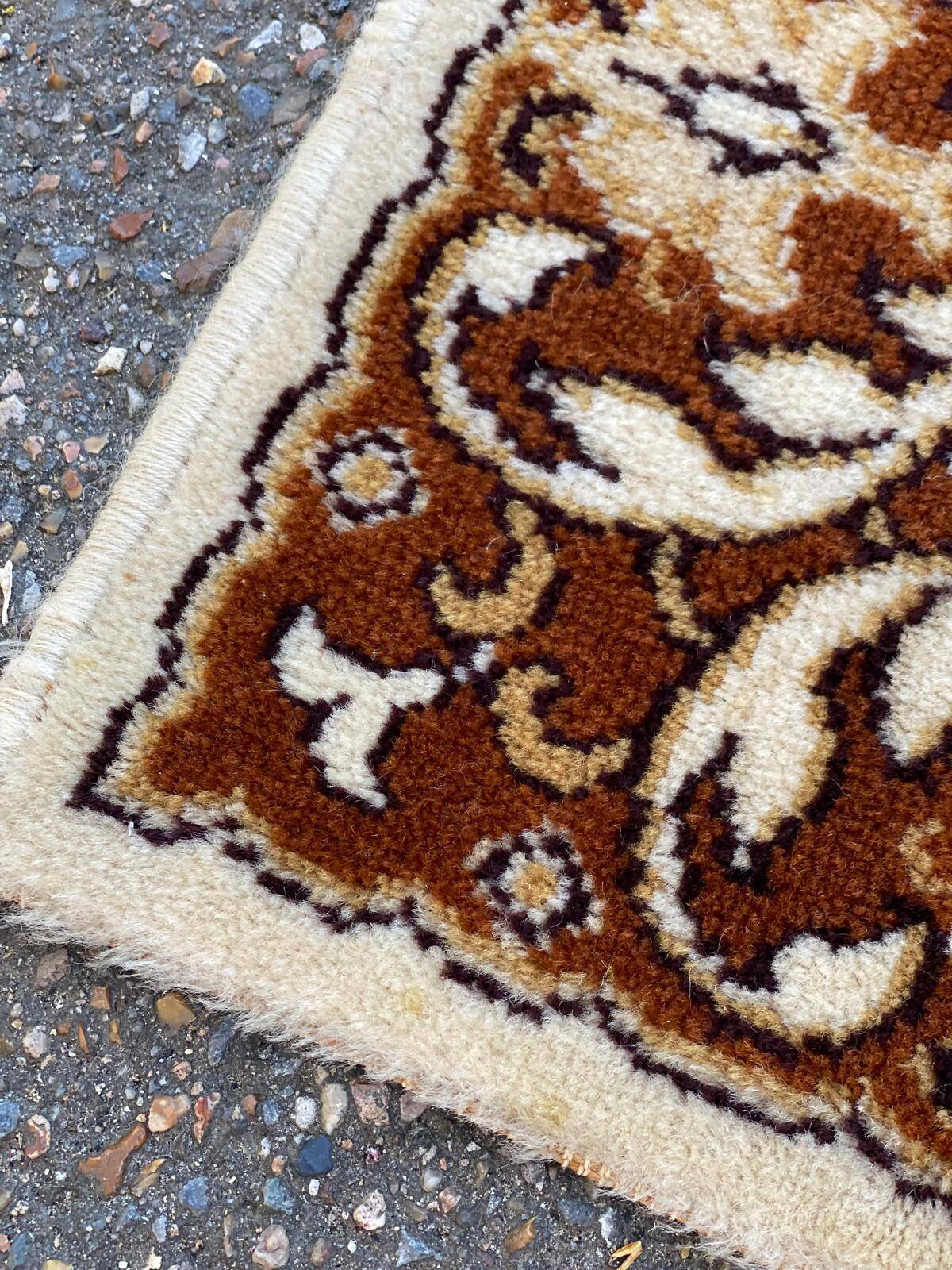 Pure combed wool Persian rug with flowers 200x300 Teppich imperial