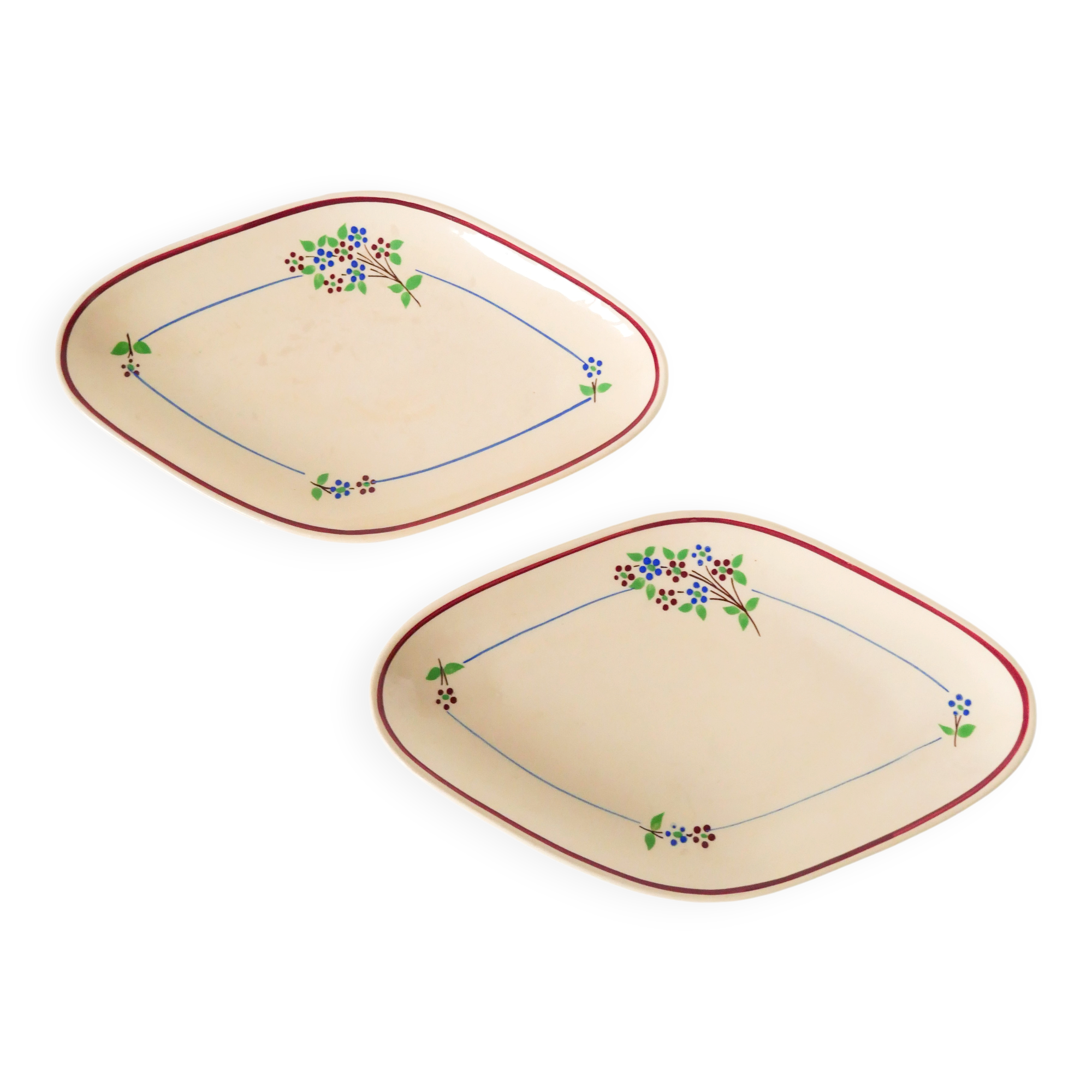 Pair of serving dishes Moulin des Loups, Model "Isabelle", 1950