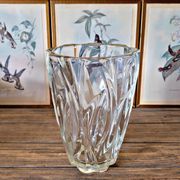 Vase vintage en verre épais torsadé