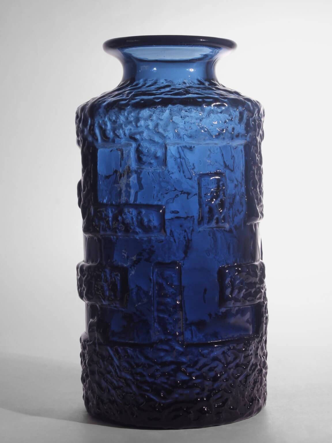 Göte Augustsson Massive Dark Cobalt Glass Vase, For Ruda Glasbruk, 1960s