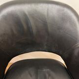 Two armchairs by Eero Saarinen for Knoll international