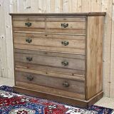 19th century English chest of drawers in fir and mahogany